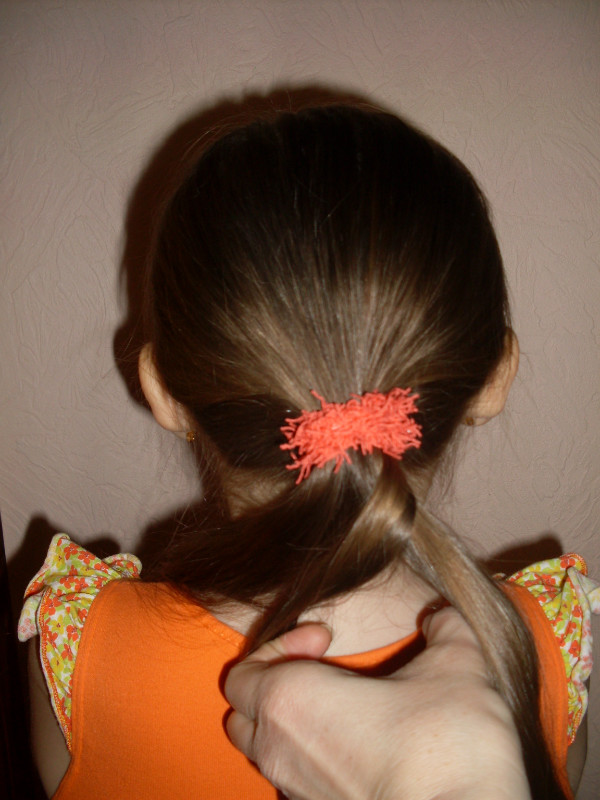 Детская парикмахерская Весёлая расчёска: заплетаем косу 3
